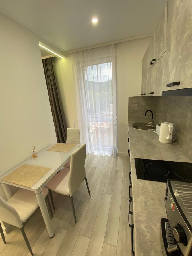 Апартаменти Жк Сонячний Квартал Golubinoye Exterior foto